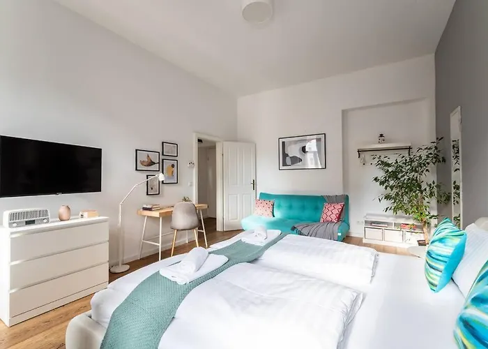 Apartament Cool 1br Near Metro & Center By Hm